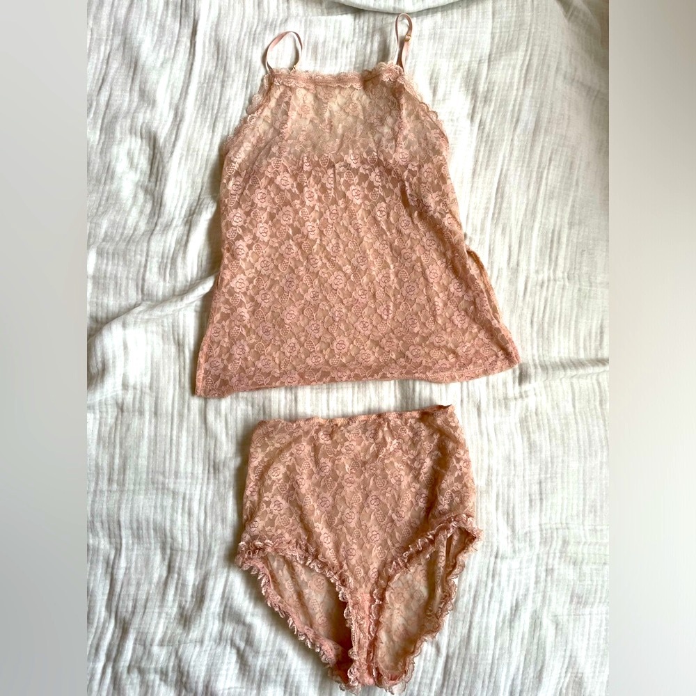 Lace Halter Bralette and High-Waist Panty Set - Pink